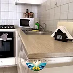 Cozy Escape In Peyia, Sea Caves Apartment *