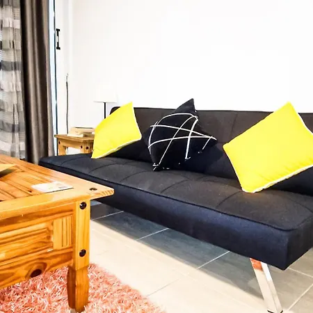 Cozy Escape In Peyia, Sea Caves Apartment *