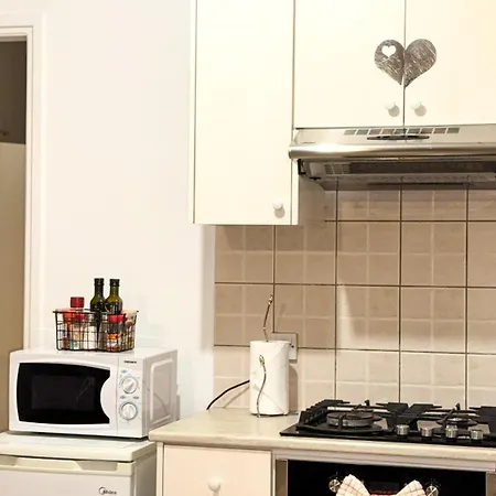 Cozy Escape In Peyia, Sea Caves Apartment